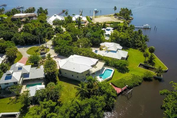 Stuart, FL 34994,1424 NW Coconut Point LN