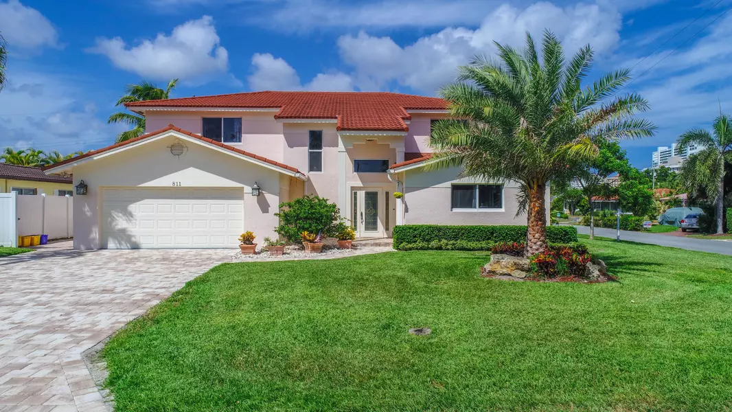 811 SE 31st ST, Boca Raton, FL 33432