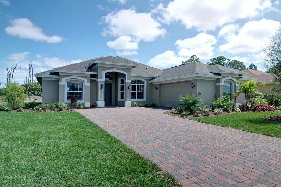 4737 SW Four Lakes CIR, Vero Beach, FL 32968