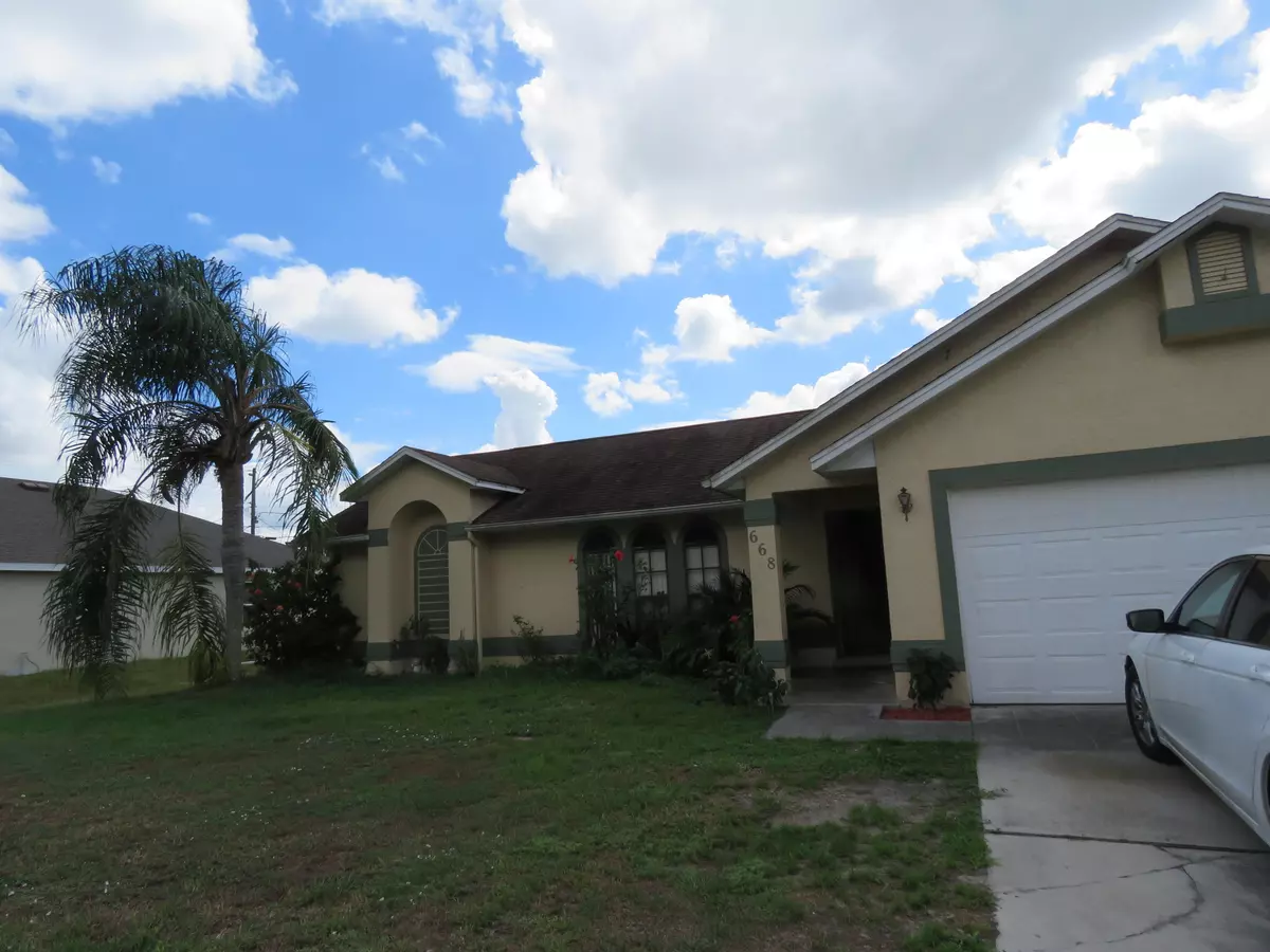 Port Saint Lucie, FL 34953,668 SW Hillsboro CIR