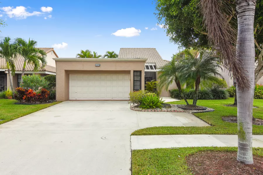 11076 Applegate LN, Boynton Beach, FL 33437