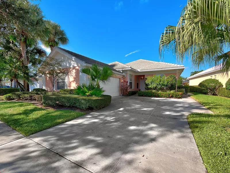 8511 E Garden Oaks CIR, Palm Beach Gardens, FL 33410