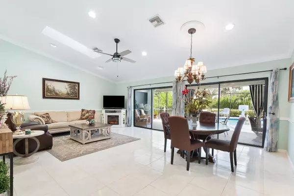 Palm Beach Gardens, FL 33418,6156 Celadon CIR