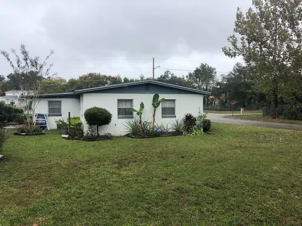 Deland, FL 32720,484 W Beresford RD