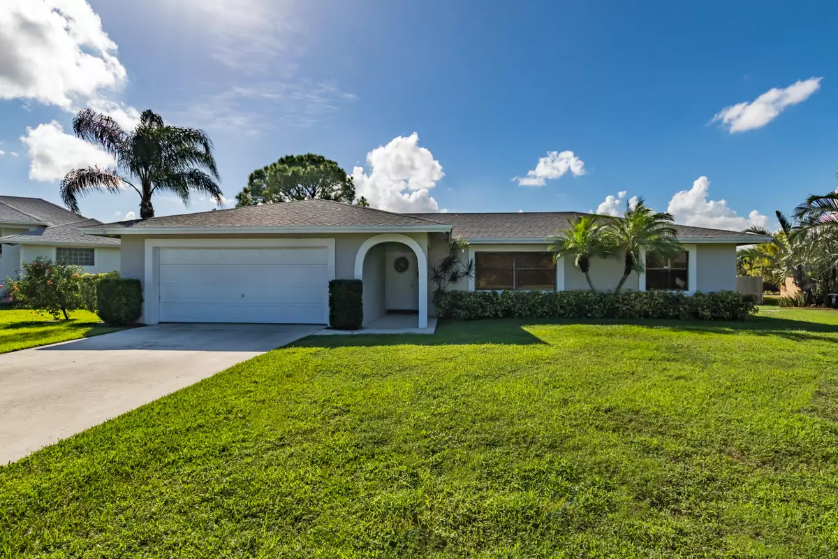 Wellington, FL 33414,1849 Tulip Lane