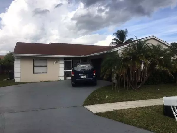 5962 W Lincoln CIR, Lake Worth, FL 33463