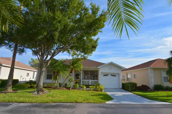 581 NW Cortina LN, Port Saint Lucie, FL 34986