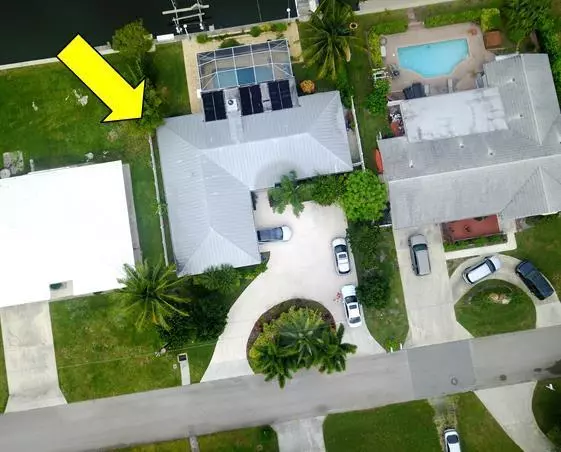 23 Starboard WAY, Tequesta, FL 33469