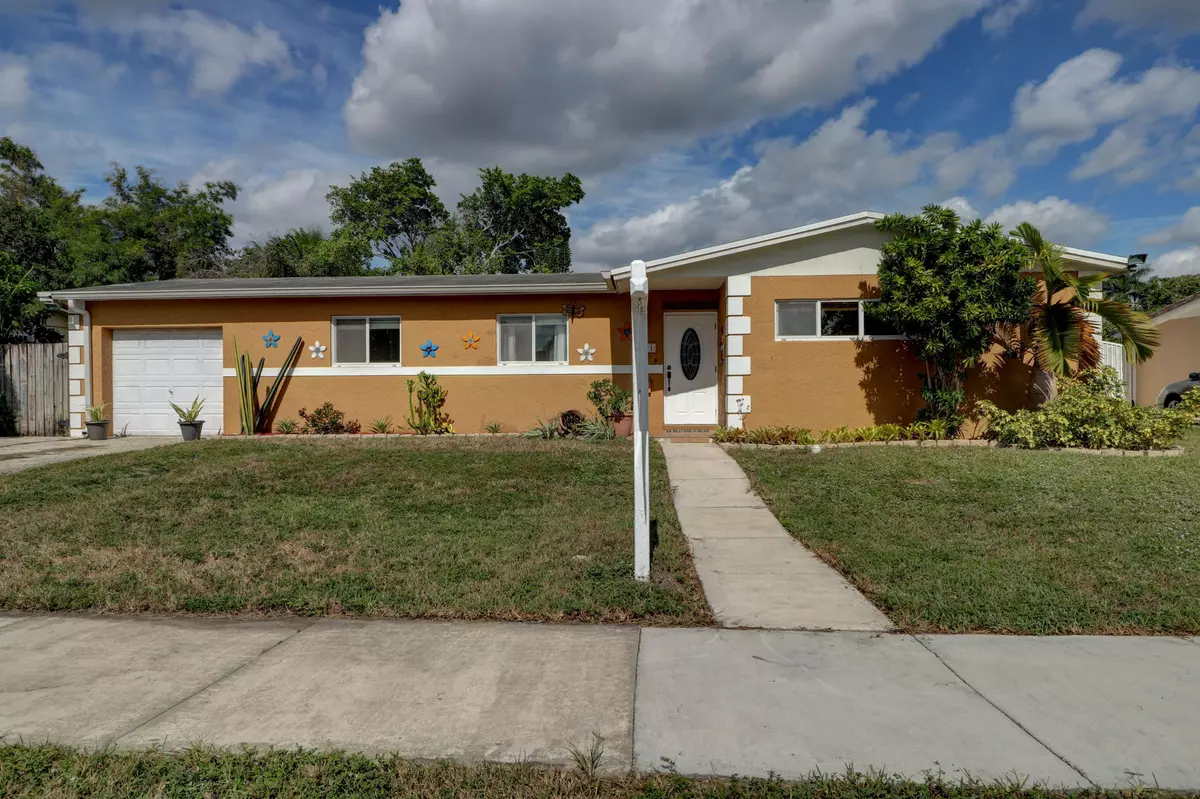 Hialeah, FL 33014,8521 NW 178 ST