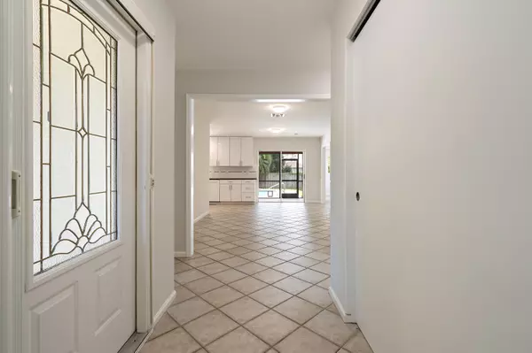 Jupiter, FL 33458,600 Oak TER