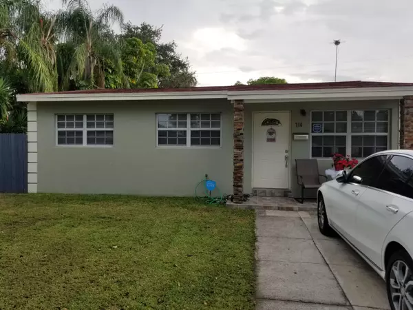 716 Nathan Hale RD, West Palm Beach, FL 33405