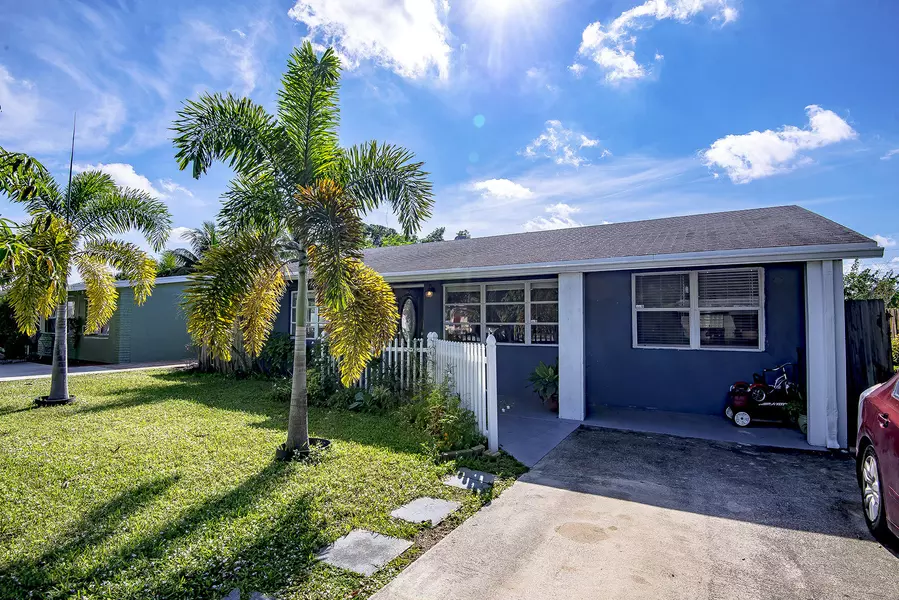 620 W Drew ST, Lantana, FL 33462