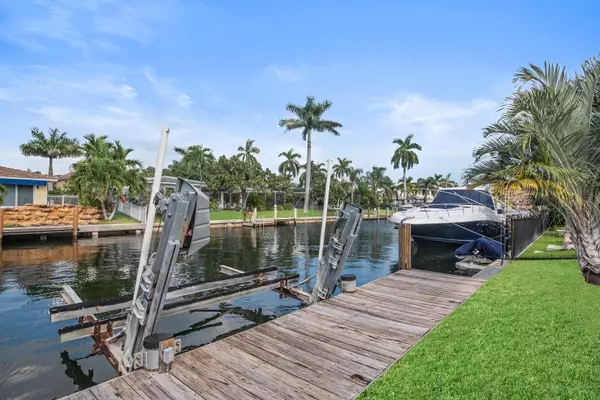 Boca Raton, FL 33431,681 NE Lakeview TER