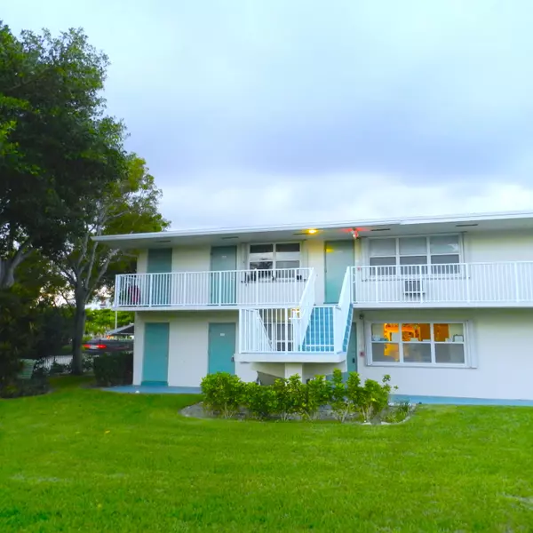 Boynton Beach, FL 33435,480 W Horizons 201