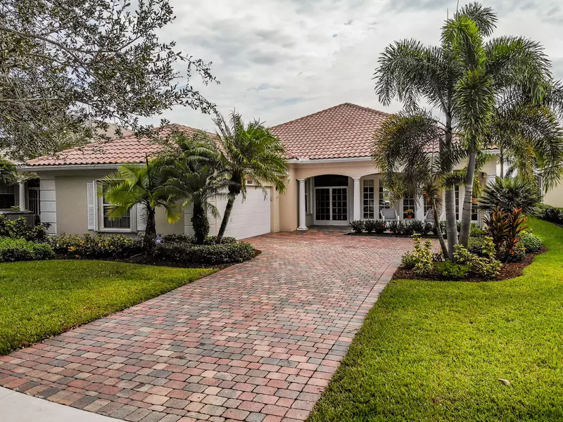 8860 Oldham WAY, Palm Beach Gardens, FL 33412