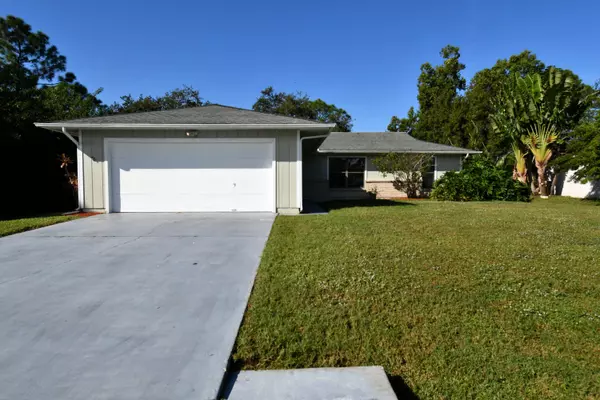 1150 SW Ithaca ST, Port Saint Lucie, FL 34983