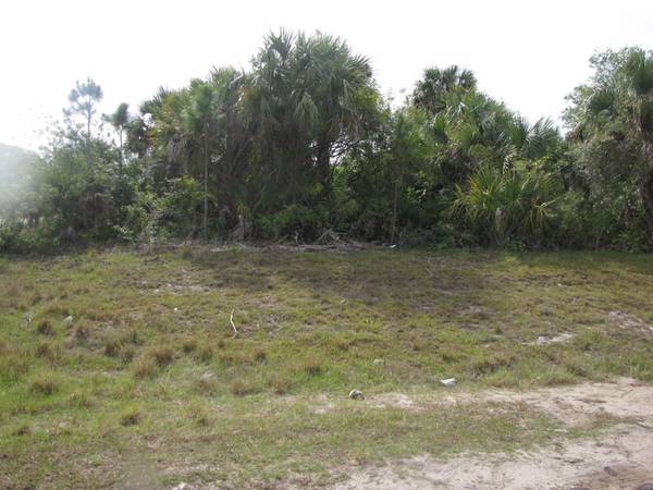 5002 S Obispo CIR, Labelle, FL 33935