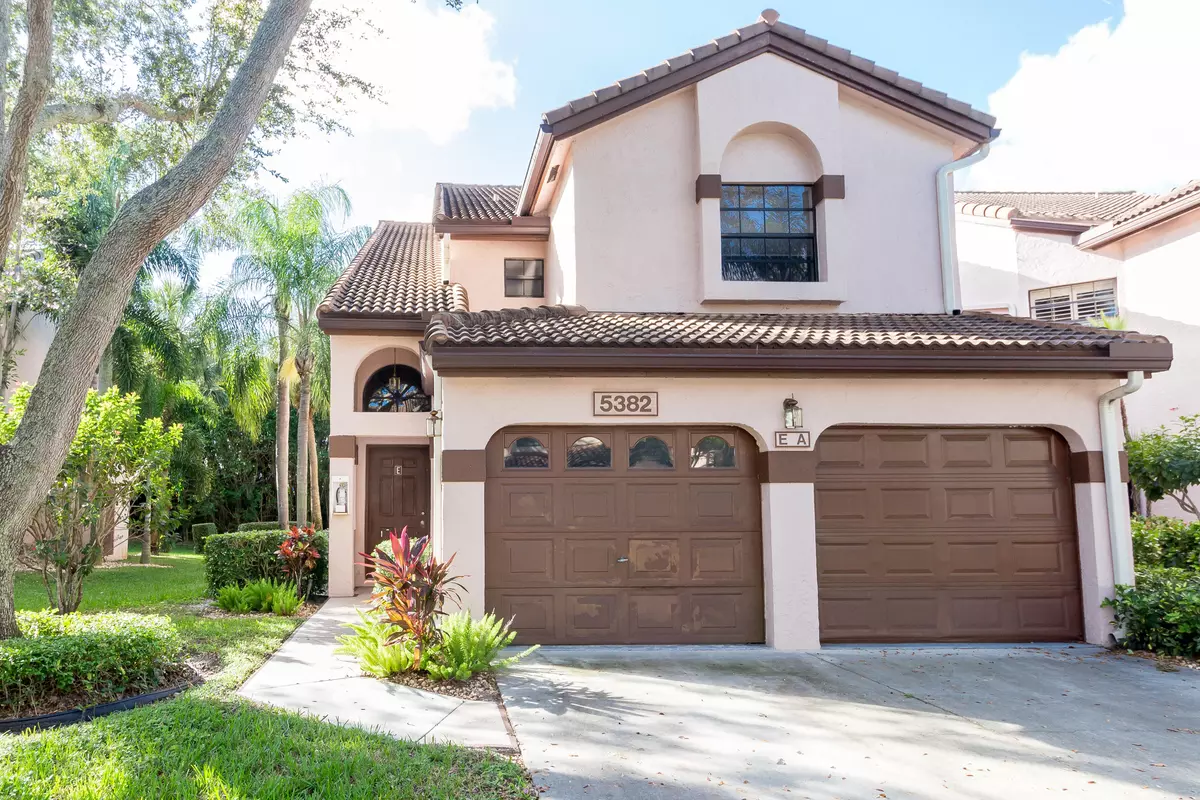 Boynton Beach, FL 33437,5382 Venetia CT E