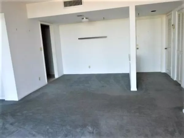 Boca Raton, FL 33434,6875 Willow Wood DR 2073