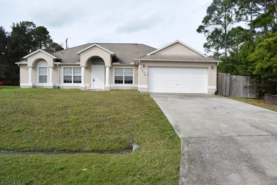 4234 SW Kazan ST, Port Saint Lucie, FL 34953