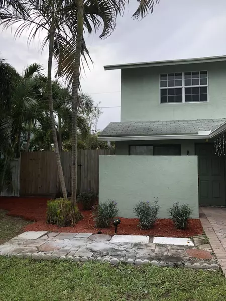 3024 Spanish TRL, Delray Beach, FL 33483