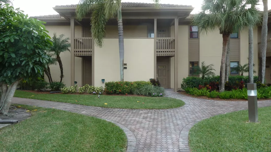 20023 Boca West DR 3064, Boca Raton, FL 33434