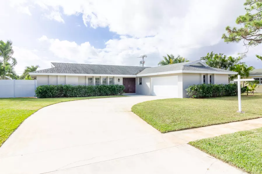 4114 Kent AVE, Lake Worth, FL 33461