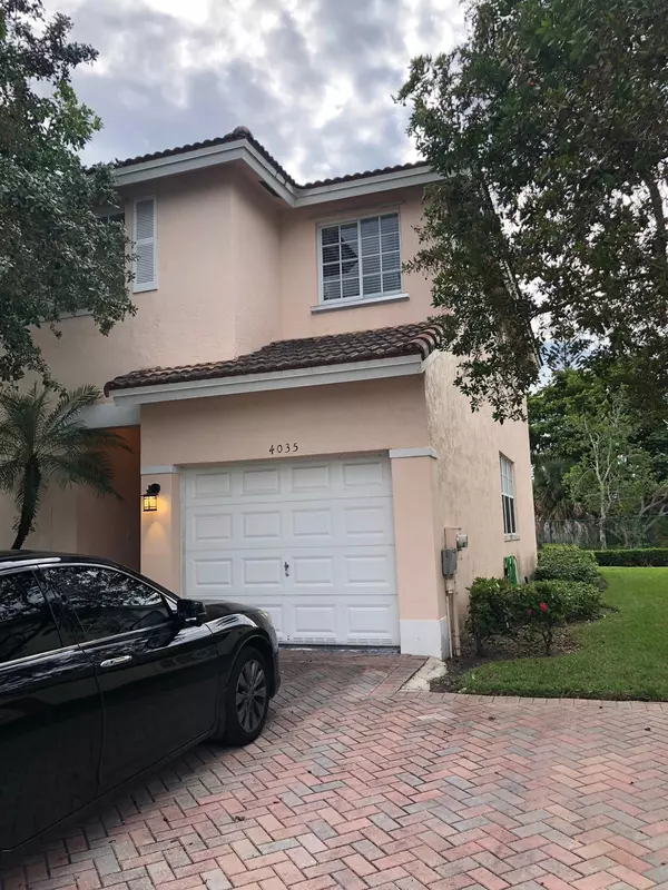 4035 NW 92nd AVE, Sunrise, FL 33351