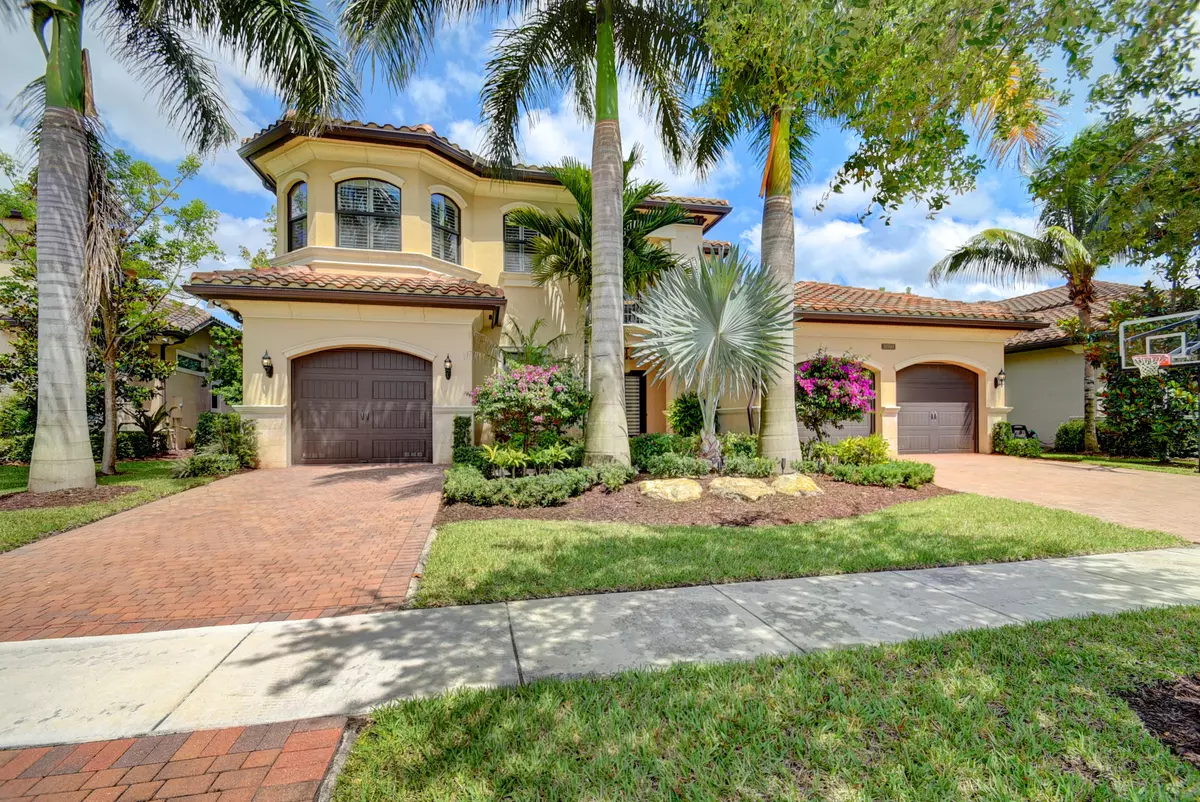 Delray Beach, FL 33446,16590 Chesapeake Bay CT