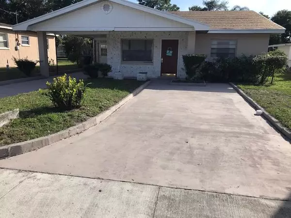 2205 Q AVE, Fort Pierce, FL 34950