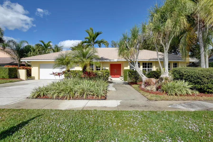 619 SW Carriage Hill LN, Boca Raton, FL 33486