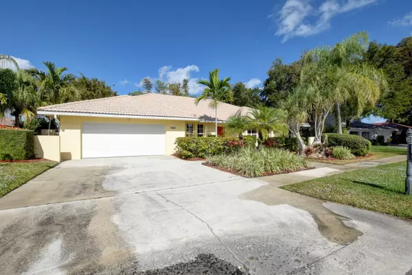 Boca Raton, FL 33486,619 SW Carriage Hill LN