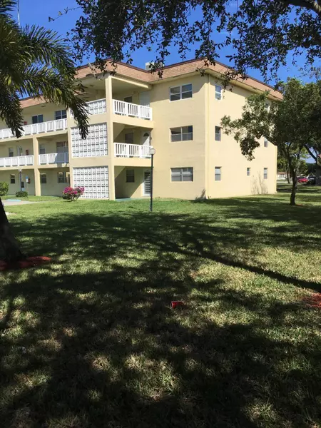 606 SW Natura BLVD 314, Deerfield Beach, FL 33441