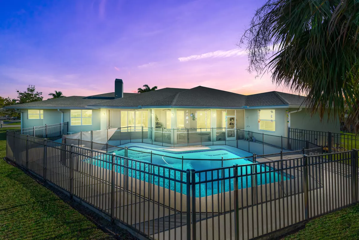Stuart, FL 34994,2340 NW Bay Colony DR