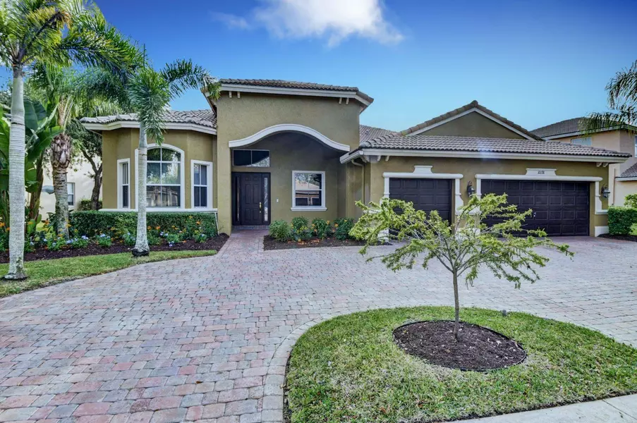 10178 Cypress Lakes Preserve DR, Lake Worth, FL 33449