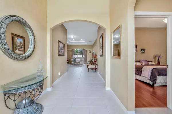 West Palm Beach, FL 33411,8711 S San Andros