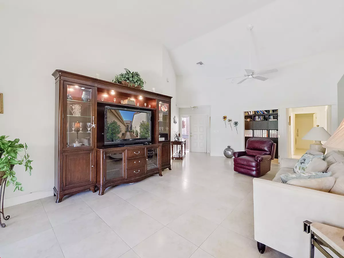 Boca Raton, FL 33486,23281 Water CIR