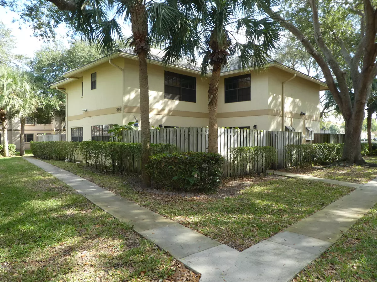 Delray Beach, FL 33445,2940 SW 22nd CIR 9d