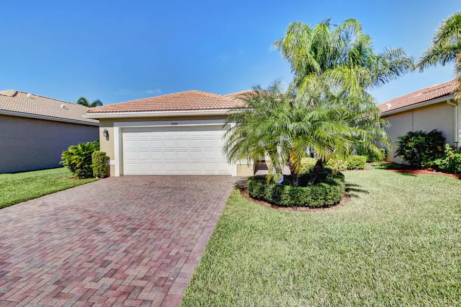 11000 Carmelcove CIR, Boynton Beach, FL 33473