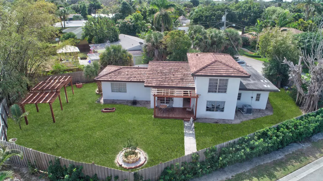 118 S Swinton CIR, Delray Beach, FL 33444