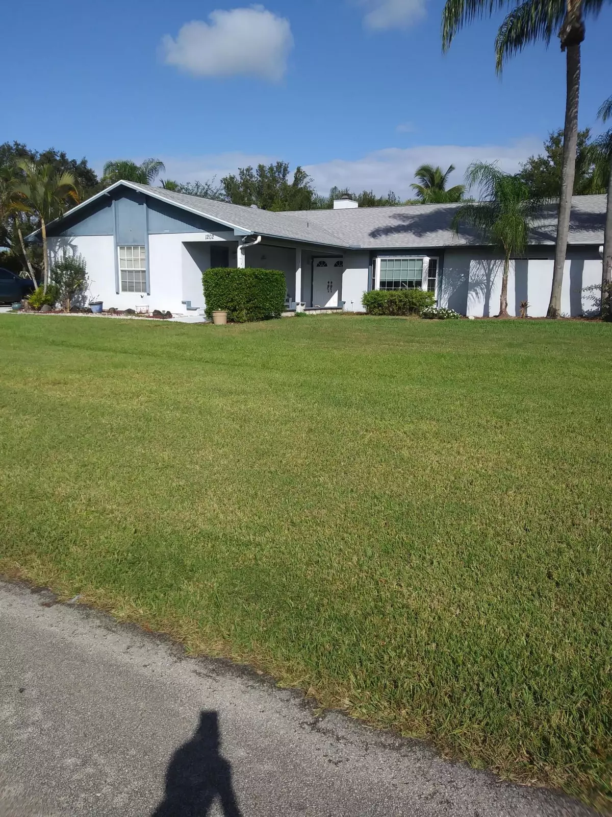 Fort Pierce, FL 34982,1202 Driftwood LN