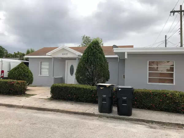 Lake Worth, FL 33460,1007 N 4th AVE