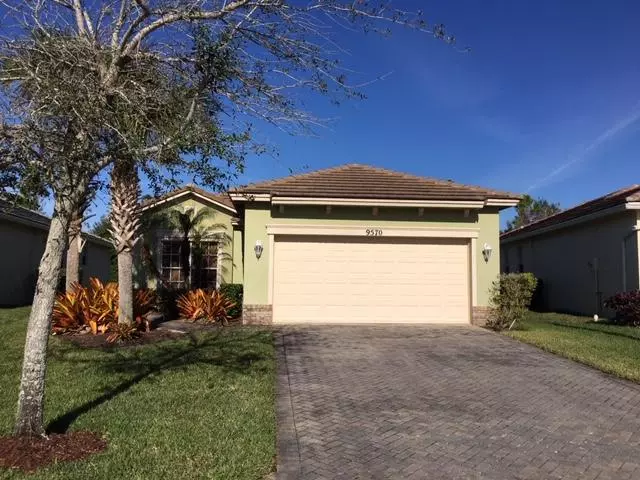 9570 SW Flowermound CIR, Port Saint Lucie, FL 34987