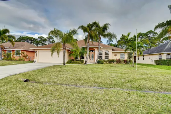 3997 SW Bamberg ST, Port Saint Lucie, FL 34953