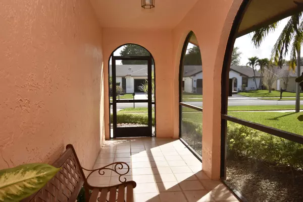 Boca Raton, FL 33498,10657 Greenbriar CT