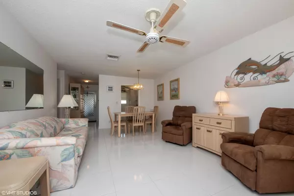 Boynton Beach, FL 33426,300 SW Golfview TER 151