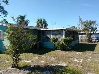 Stuart, FL 34994,841 SE 16th ST