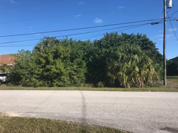 Port Saint Lucie, FL 34953,457 SW Millard DR