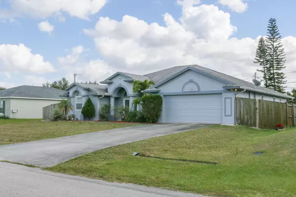 Port Saint Lucie, FL 34953,522 SW Lawler AVE