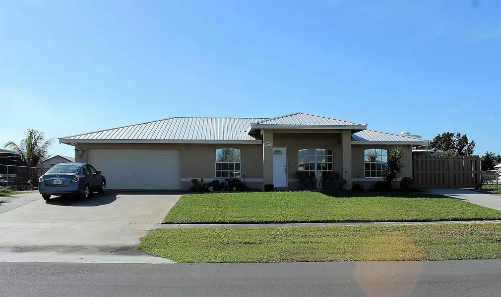 420 W Sugarland CIR, Clewiston, FL 33440